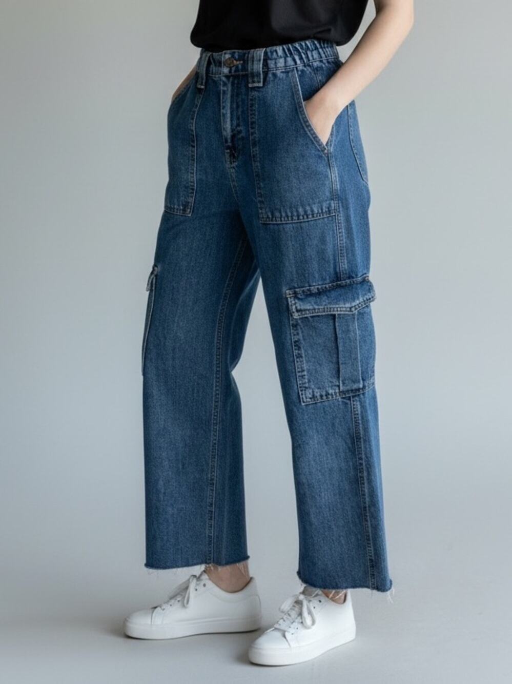 BDG High-Waisted Skate Blue Cargo Jeans Elastic Waistband Raw Hem Size 24